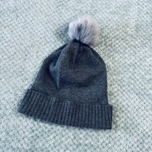ASPEN 100% Cashmere Dark Gray Puff Beanie Knit Hat Winter Snow Warm